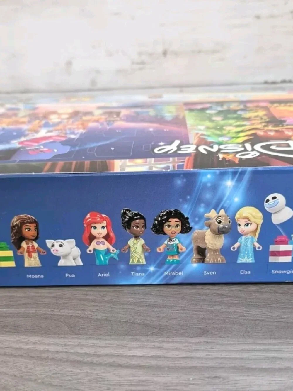 LEGO #43253 - Disney Advent Calendar 2024 Building Kit w/8 Mini Dolls